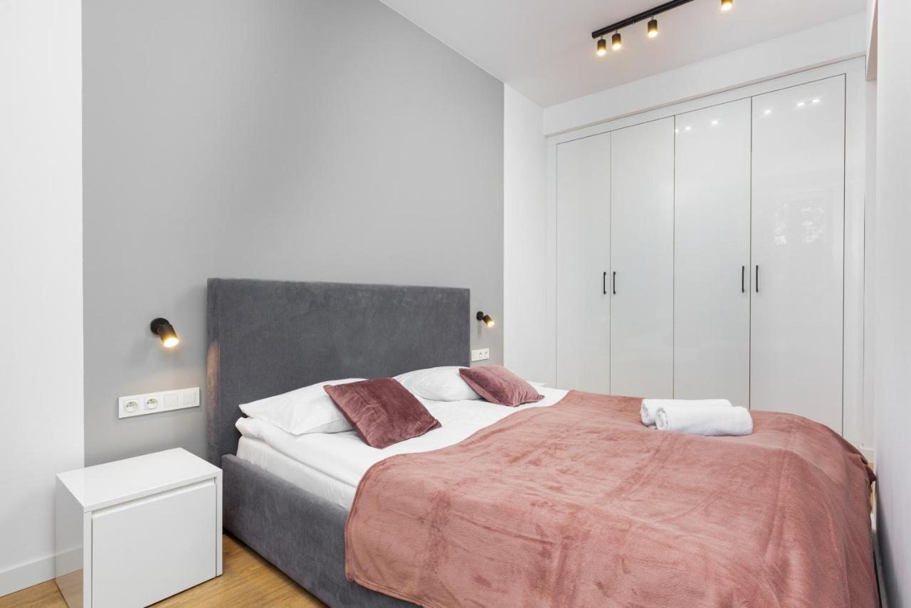 Slawinska Apartment Warsaw Wola By Noclegi Renters Экстерьер фото